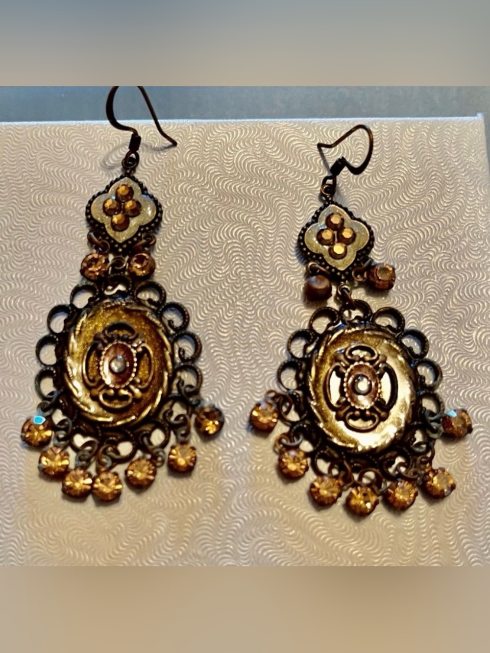 Antique-Style Gold Filigree Dangle Earrings with Amber Stones